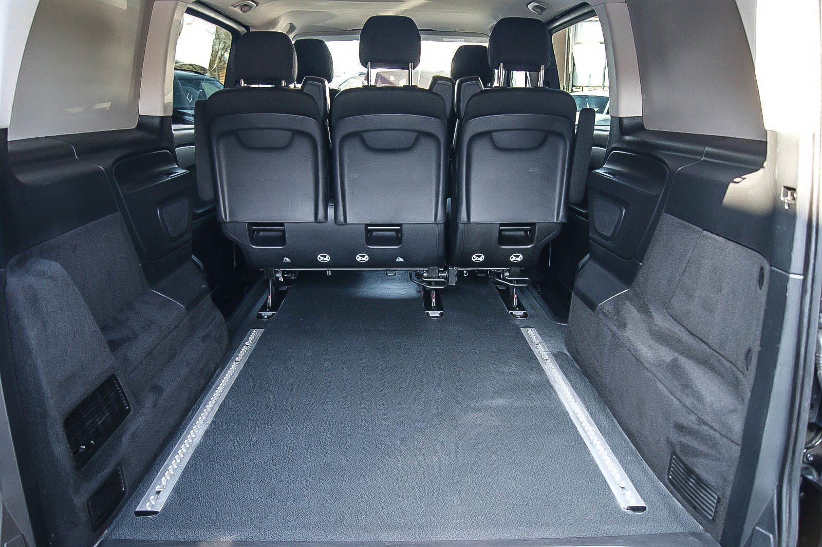 Fahrzeugabbildung Mercedes-Benz Vito Mixto 119 CDI 4x4 lang LED NAVI STANDHZG