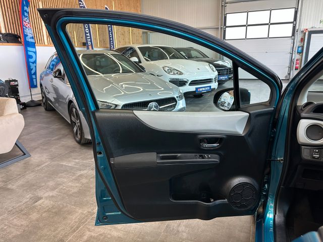 Toyota Yaris Hybrid Life *Navi*Klima*