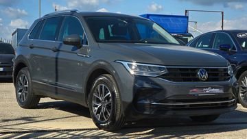 Volkswagen Tiguan - 2
