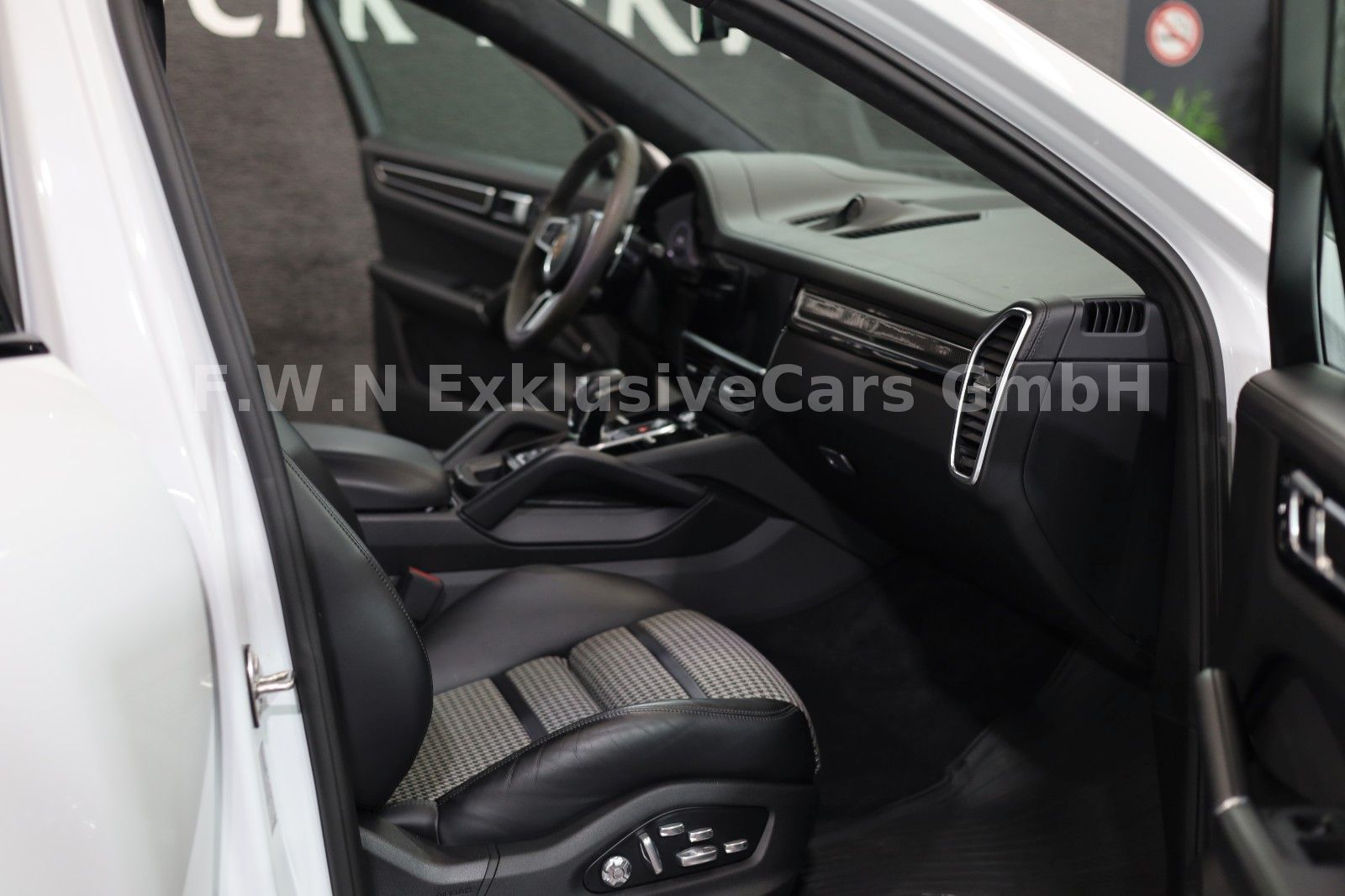 Porsche Cayenne Coupe S 440 PS Leichtbau/Carbon/Approved foto 4