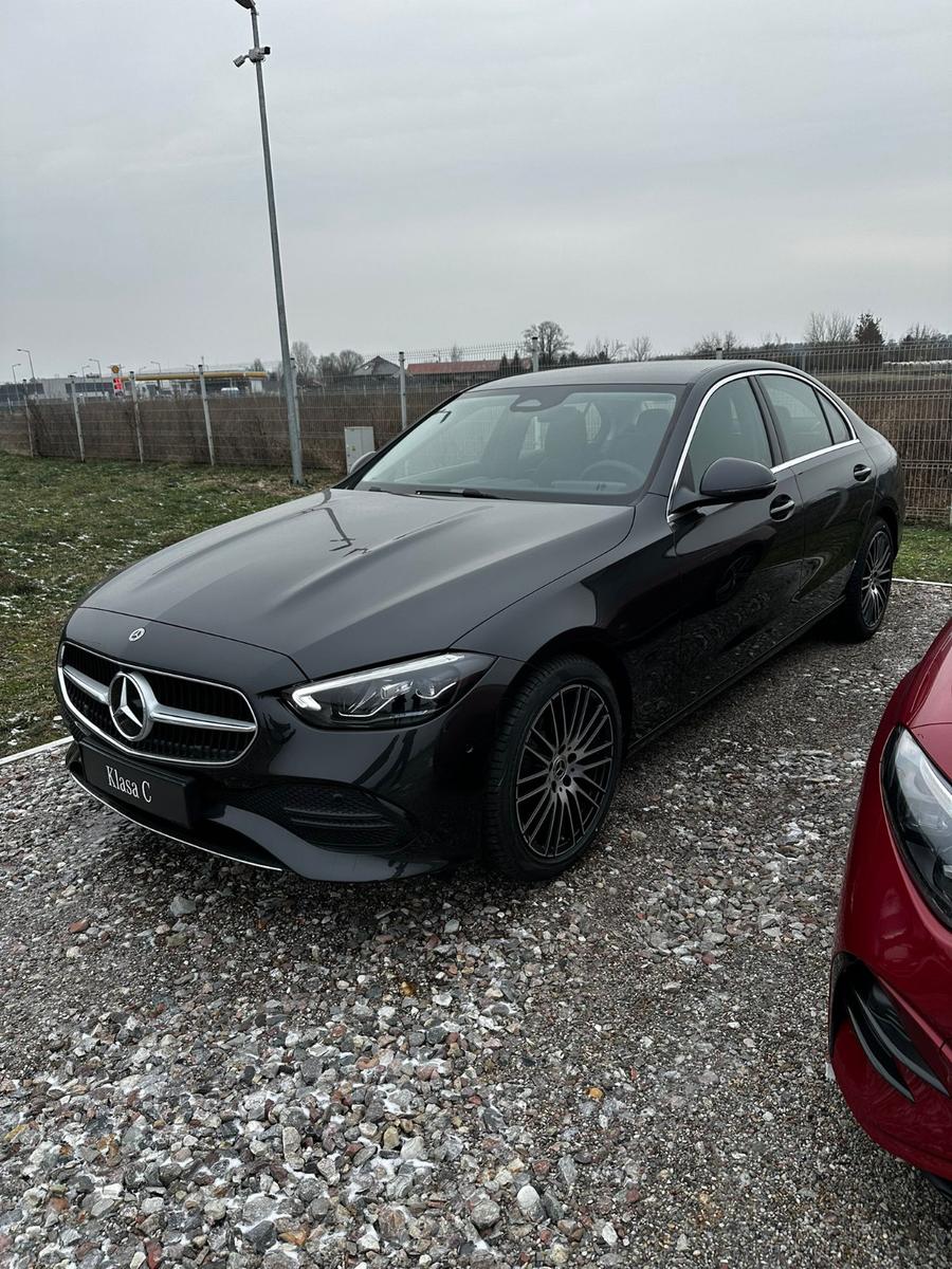 Mercedes-Benz C 180 Avantgarde +MBUX+360°+