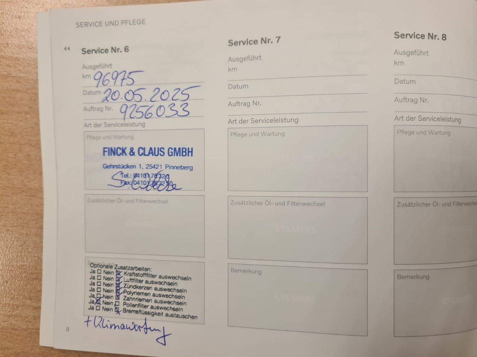 Fahrzeugabbildung Volvo XC40 Momentum AWD/LED/KLIMA/GARANTIE