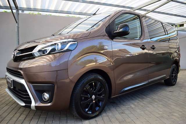 Toyota Proace Verso 2.0D 177 cv L2 Automatica Bl imagem 3
