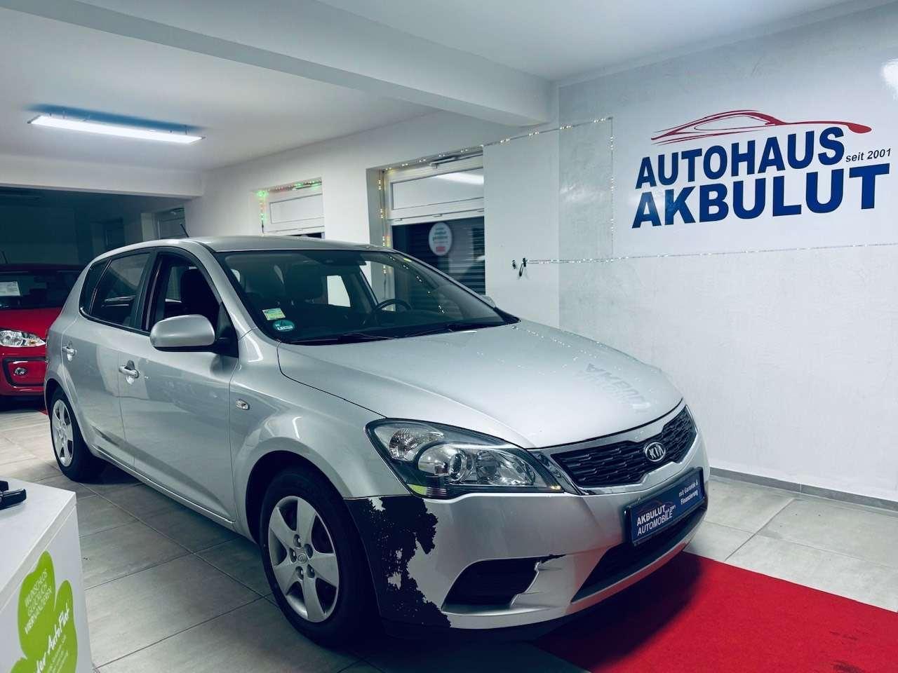 Kia cee'd / Ceed