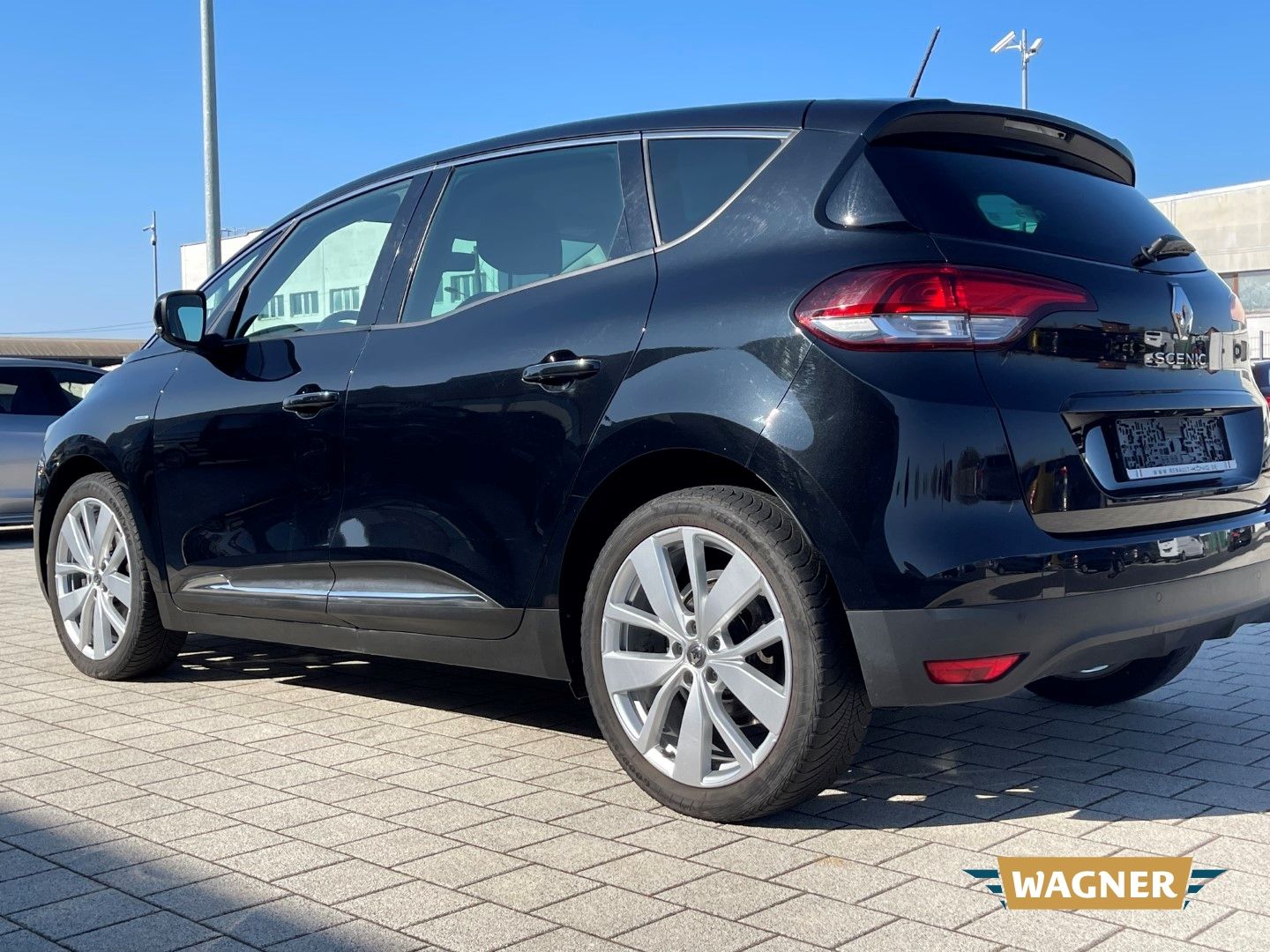 Fahrzeugabbildung Renault Scenic IV Limited Deluxe 1.3 TCe 140 Energy