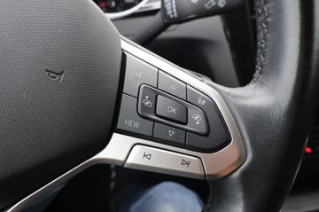 Volkswagen Passat 2.0 TDI Elegance ACC+KAM+MATRIX+AHK