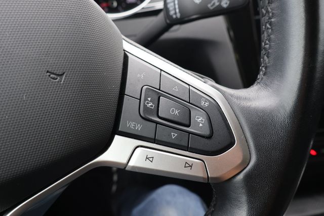 Volkswagen Passat 2.0 TDI Elegance ACC+KAM+MATRIX+AHK
