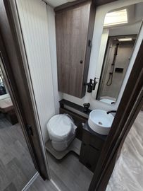 Bild 15 Benimar TESSORO 468 2026 Northautokapp Heavy Markise Fah