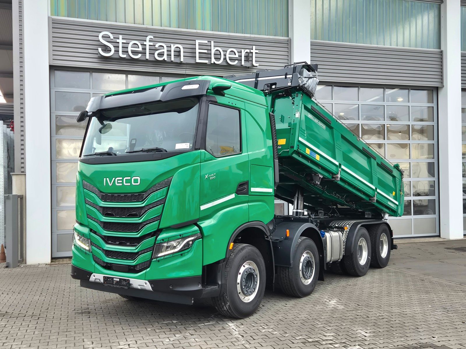 Fahrzeugabbildung Iveco AS360X50Z/P HR ON+ 8x4 Meiller AHK Intarder Cam