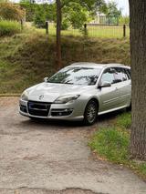 Renault Laguna - gebrauchte Renault Laguna aus dem Jahr 2011