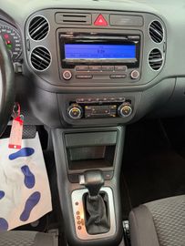 Volkswagen Golf - 9