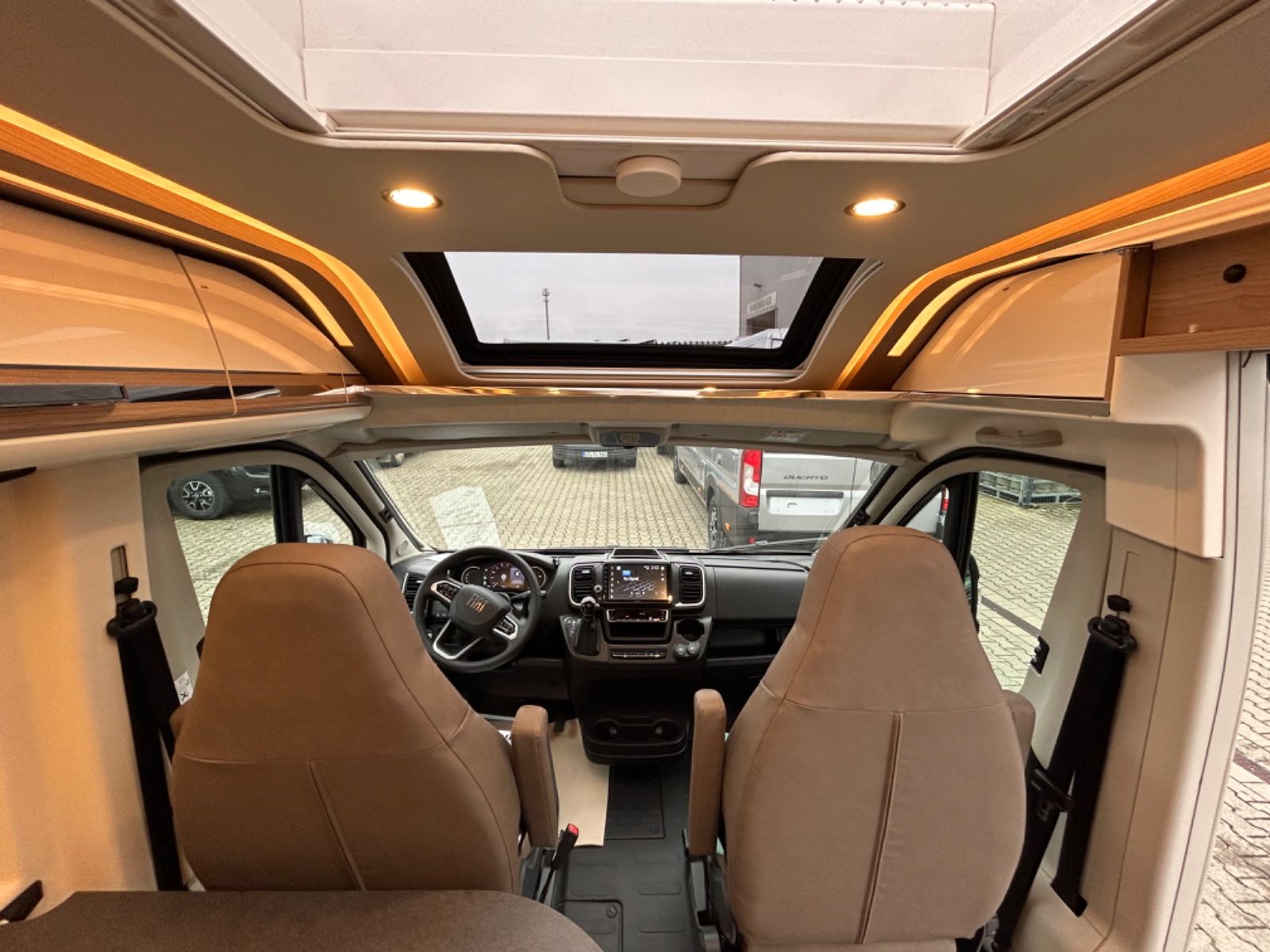 Fahrzeugabbildung Malibu Van 640 LE K GT Diversity MJ 25  Skyview Aktion