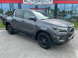 Toyota Hilux 2.8 D-4D 4x4 Double Invincible °ROLL - Toyota Hilux: 2.4