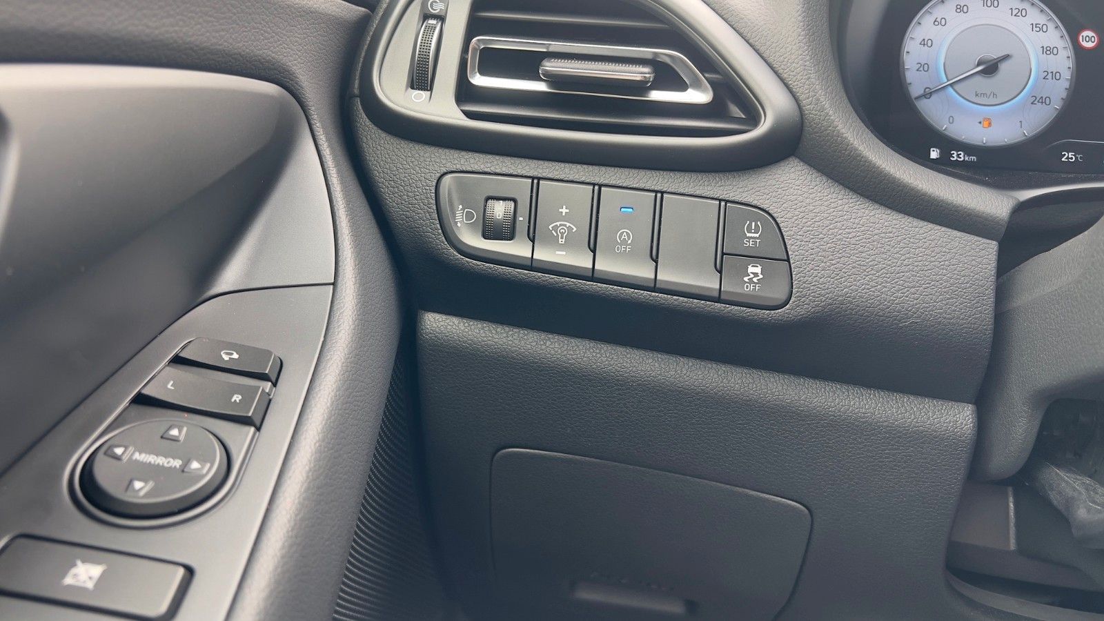 Fahrzeugabbildung Hyundai i30 1.0 T-GDI Advantage *Plus-Pkt*Navi*RFKamera*