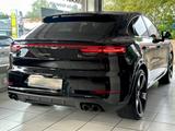 Porsche Cayenne Coupe Platinum Ed./SportAbgas./Pano/Luft - Porsche Cayenne: Sportwagen