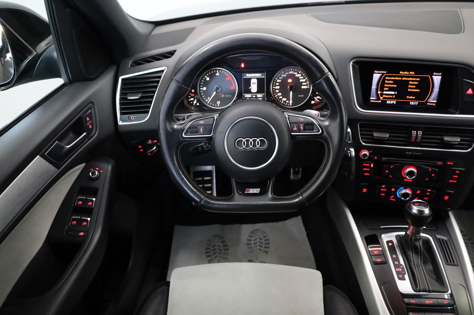 Fahrzeugabbildung Audi SQ5 3.0 TDI quattro T.Leder BiColor,ACC,Xenon,SH