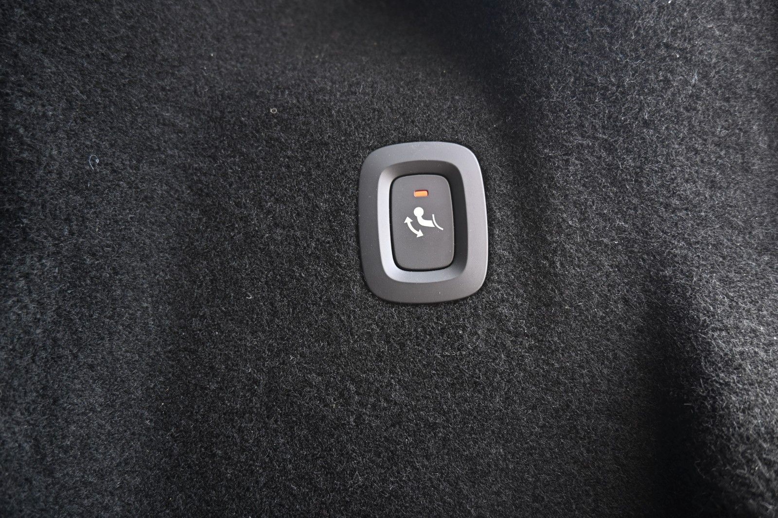 Fahrzeugabbildung Volvo XC60 T8 AWD Recharge Inscription*360°*STDHZG*ACC