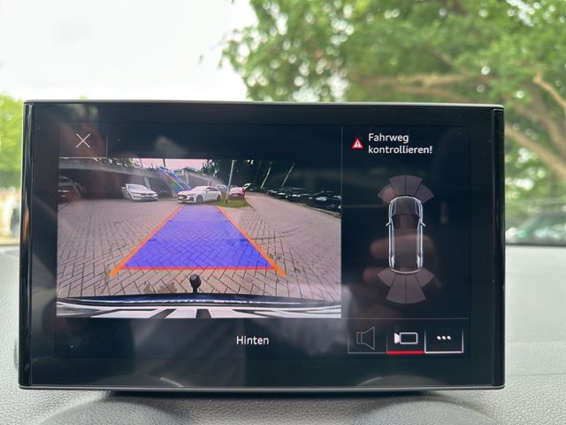 Q2 35 2.0 TDI S-tronic S line PANO MATRIX-LED