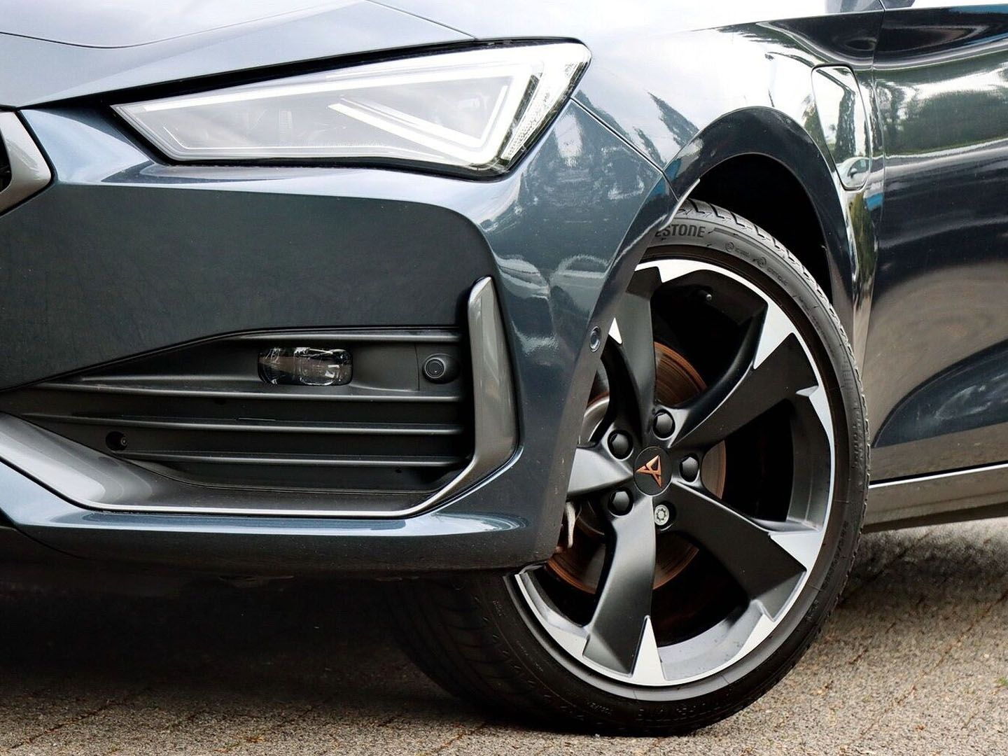 Cupra Leon 1.4 e-HYBRID DSG LED/NAVI/ACC/RÜCKFK/SITZHZ imagem 3