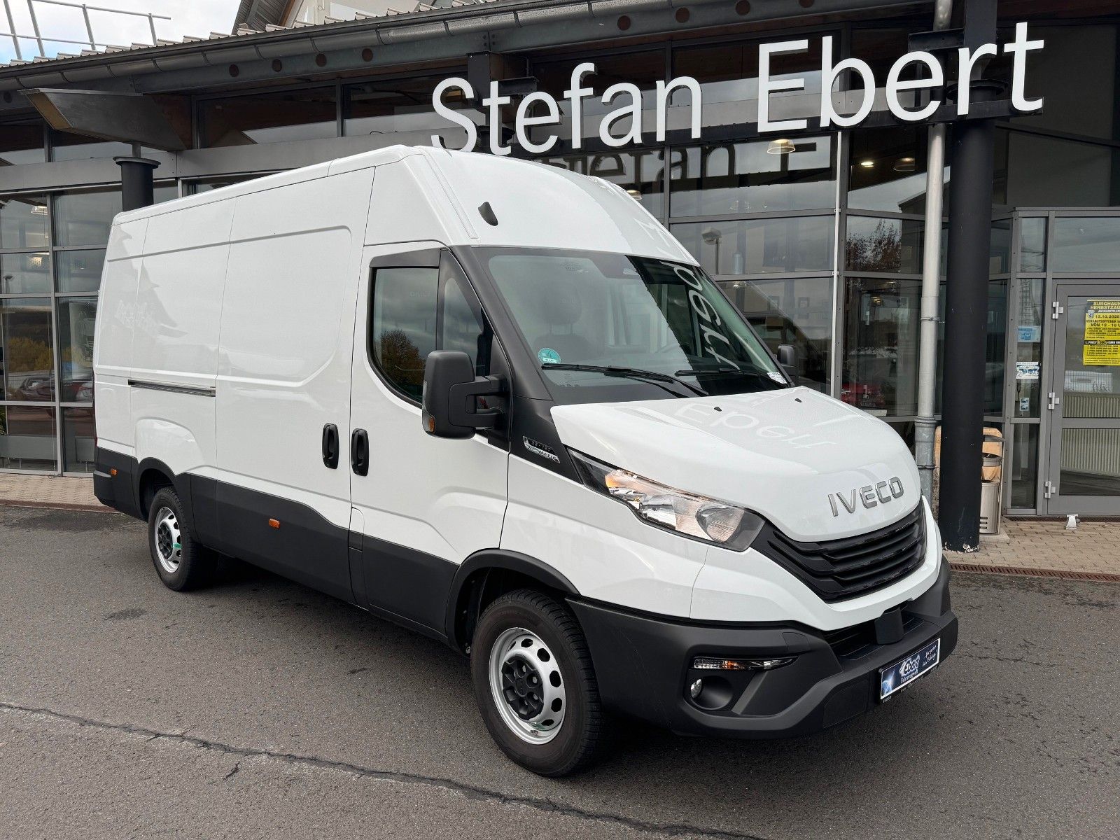 Fahrzeugabbildung Iveco Daily 35S16 A8 *R3.520mm*Automatik*AHK*ACC*