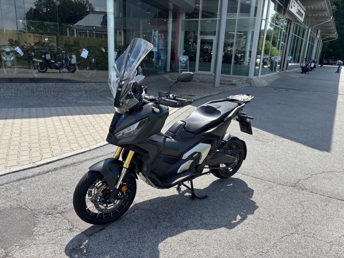 Fahrzeugabbildung Honda ADV 750 - X-ADV 2023