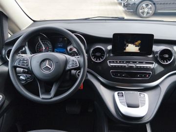 Mercedes V 220 - 7