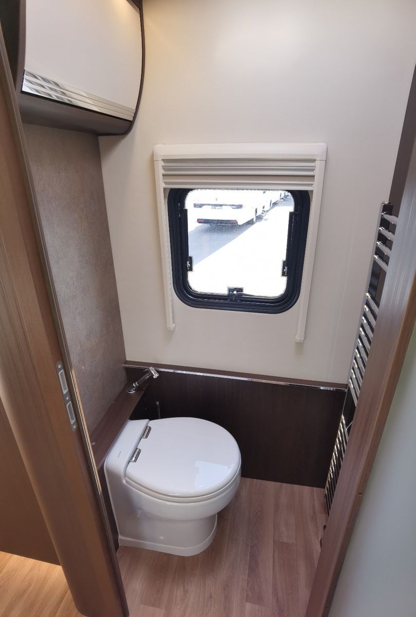Fahrzeugabbildung Morelo Grand Empire 110 GSO Slide-Out M25