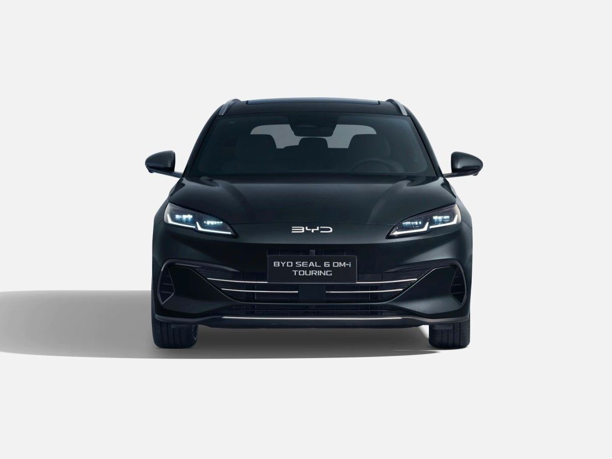 BYD SEAL 6