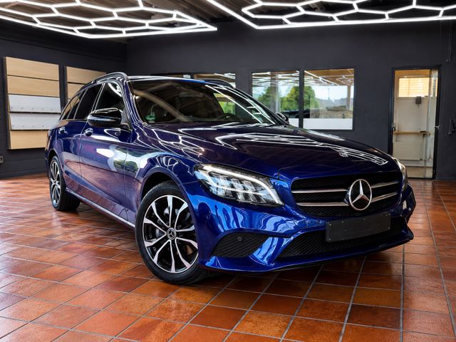 MERCEDES-BENZ C 220 d 4MATIC T Autom. -