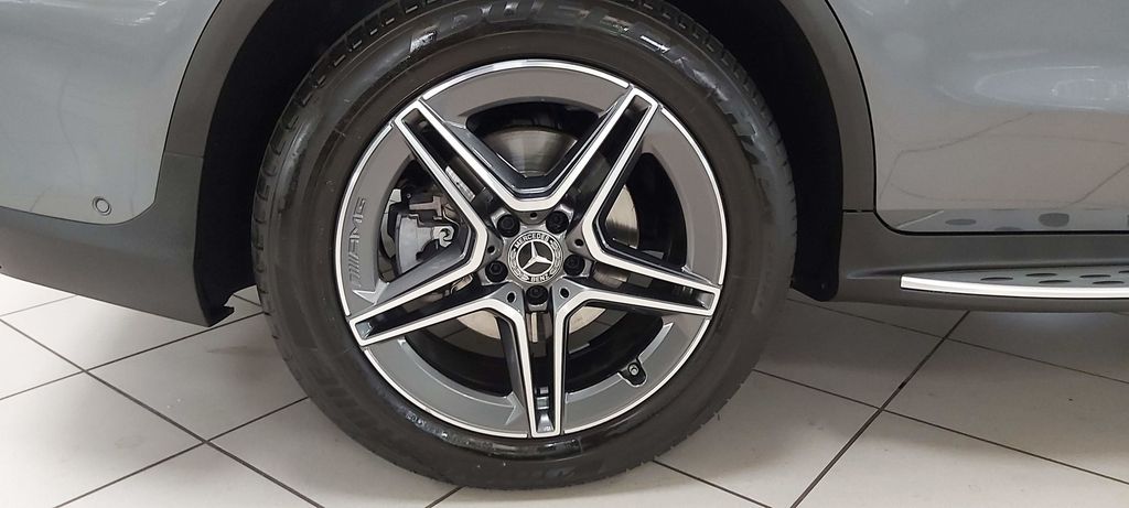 Mercedes-Benz GLC 300 4M AMG AIRM DISTR LEDER NETTO 41.500