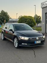 Volkswagen Passat 2.0BiTDI 4Motion Highline - Volkswagen Passat Variant in Karlsruhe