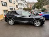 Volkswagen Tiguan Allspace 2.0 TDI Rline/pano/stdhz:Anhänge - VW Tiguan Allspace Gebrauchtwagen in Stuttgart