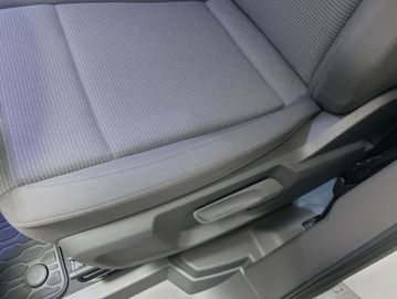 Volkswagen T7 Multivan - 12