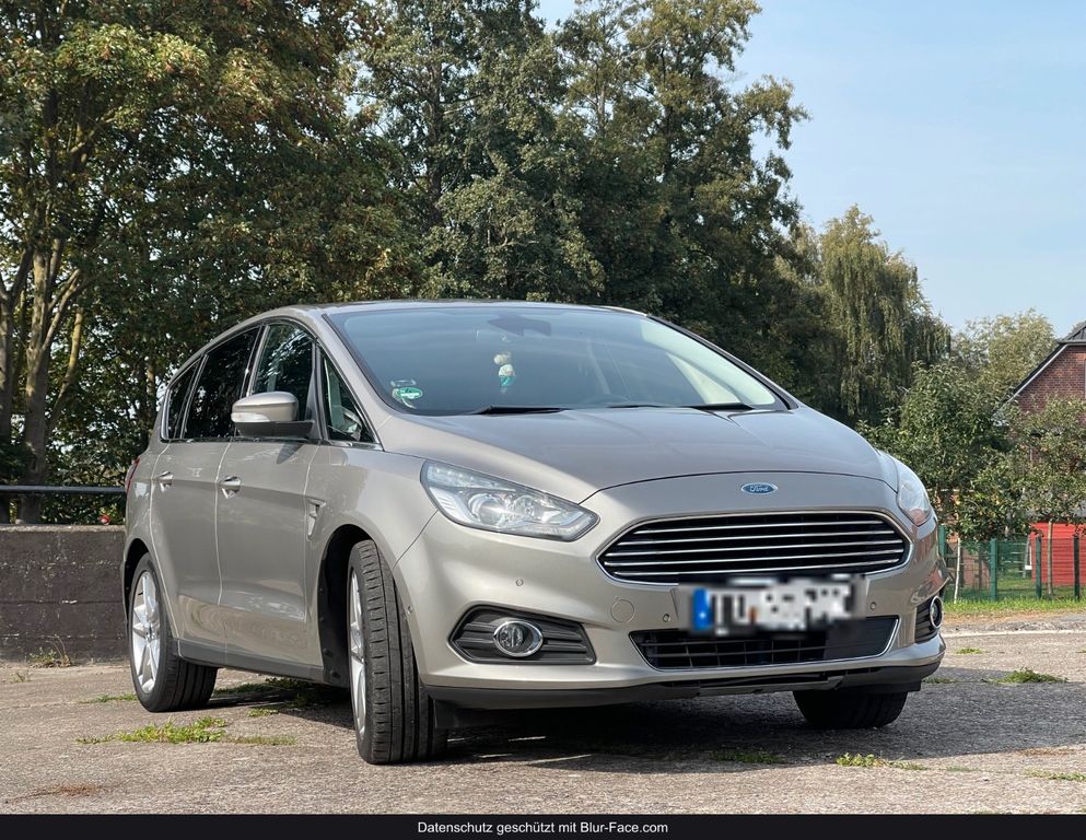 Image of Ford S-Max