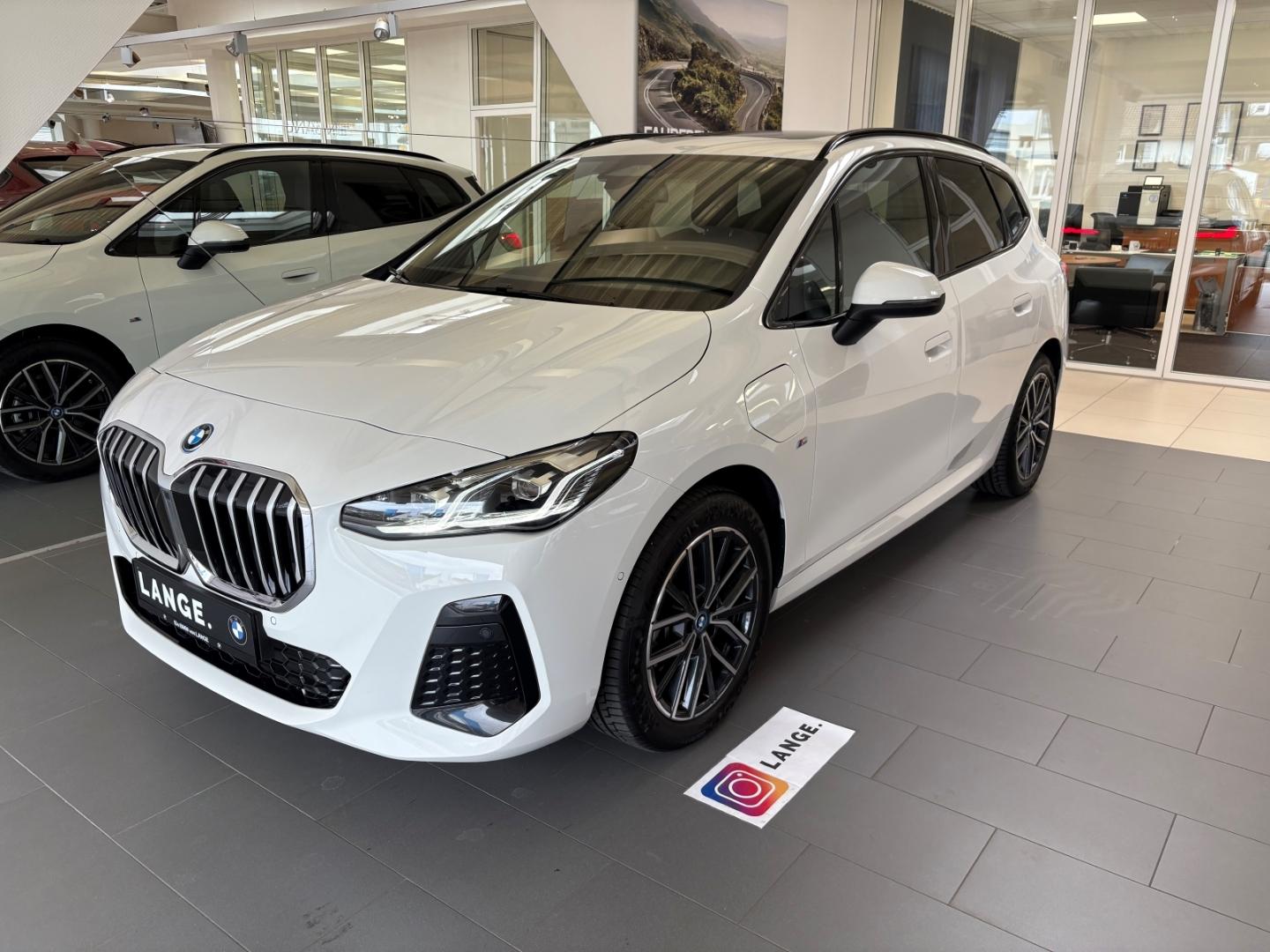BMW 225e Active Tourer M Sport AHK Pano LRH HK Komf.