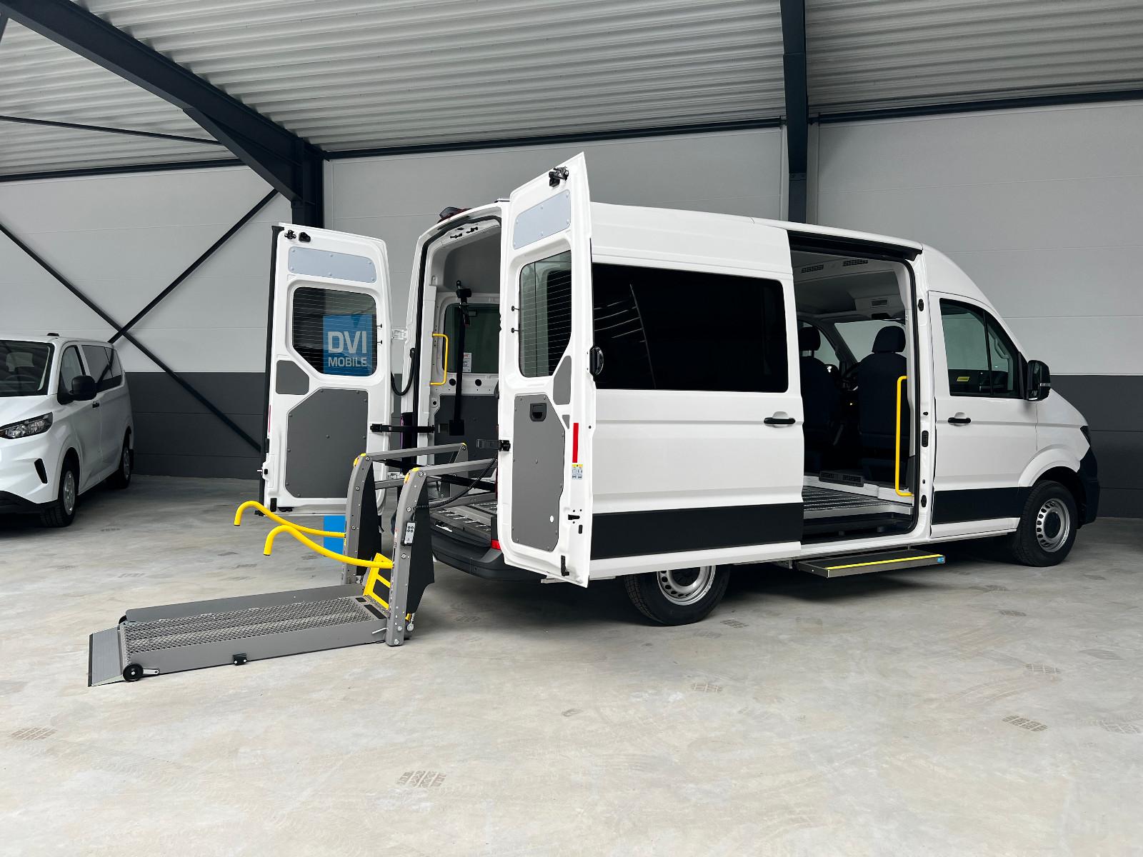 Volkswagen Crafter 35 *4 Rollstuhlplätze* Lift