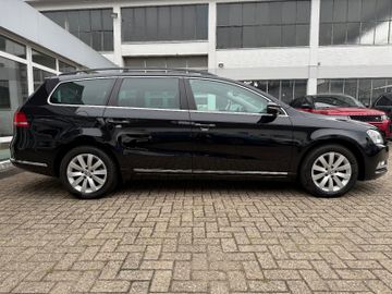 Volkswagen Passat Variant - 4