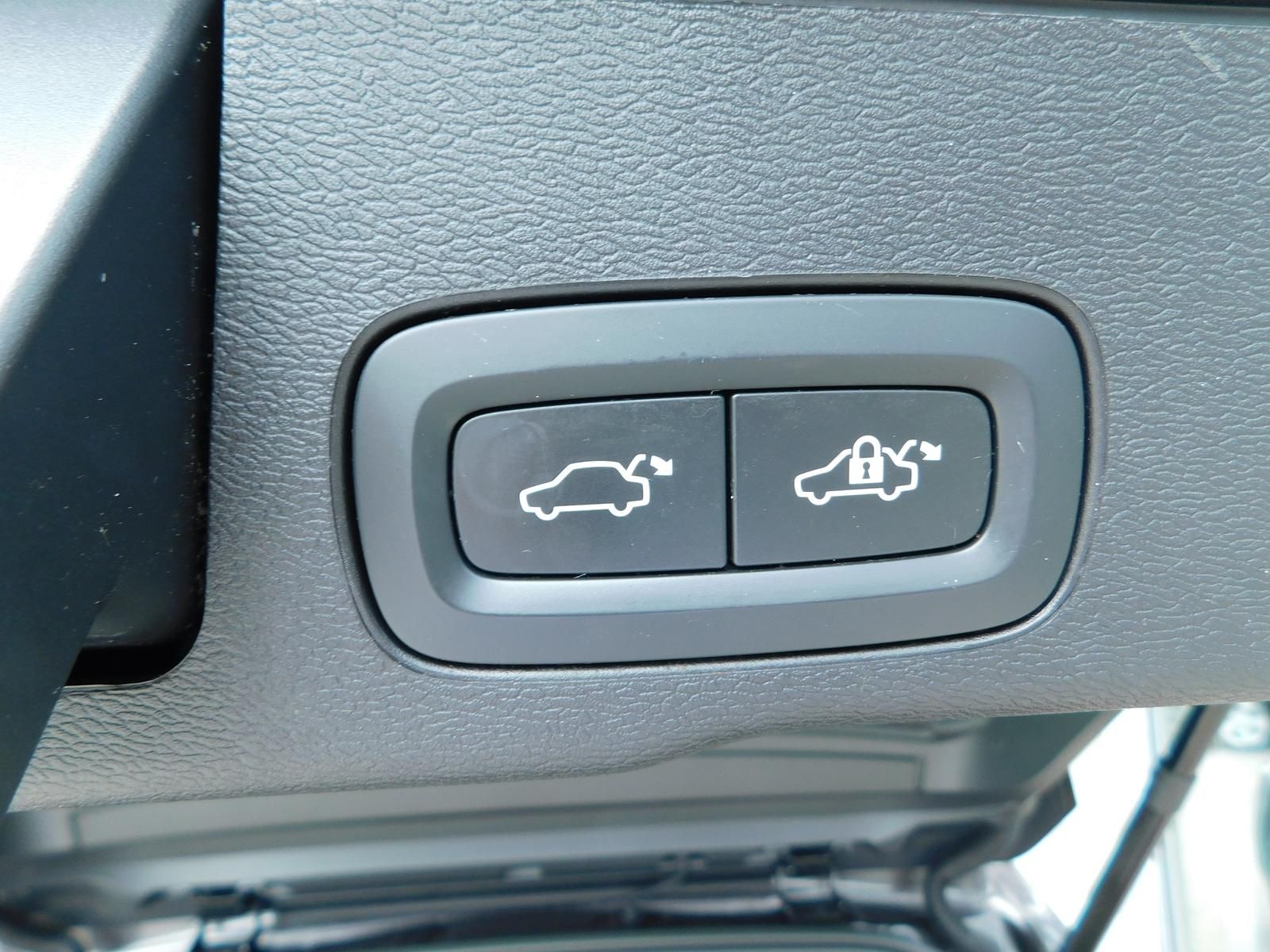 Fahrzeugabbildung Volvo B5 D AWD Ultimate Bright