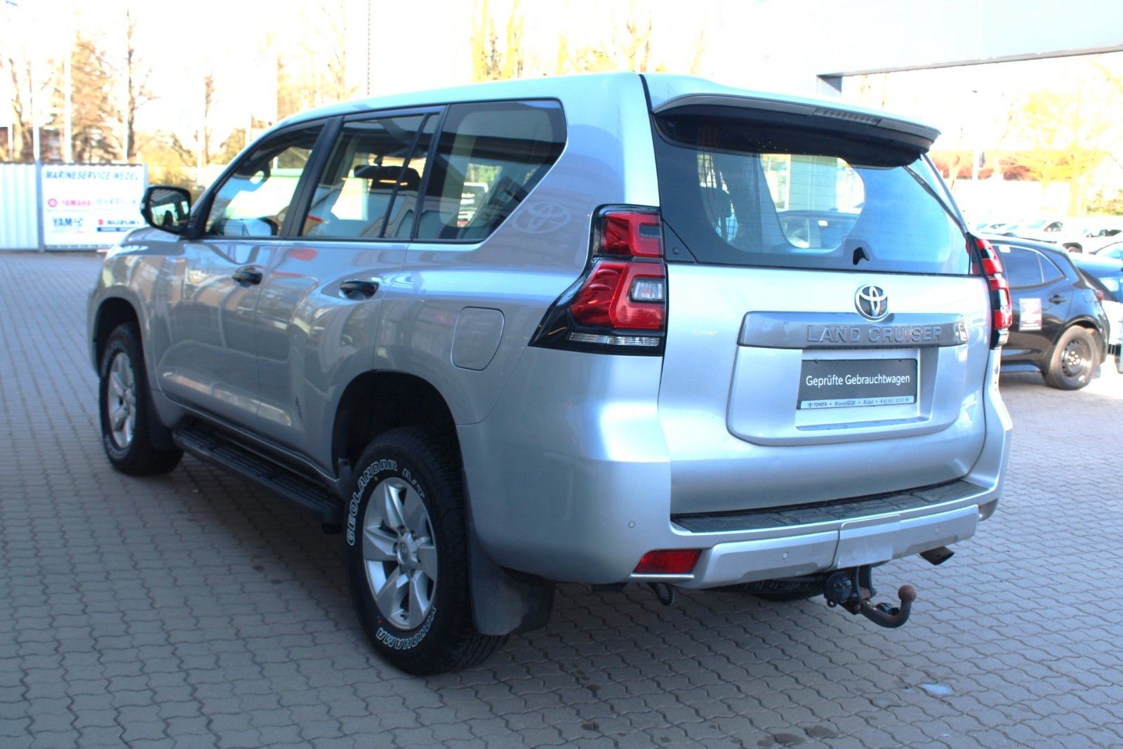 Toyota Land Cruiser Basis 2.8 Automatik*4x4*AHK*PDC*GJR foto 6