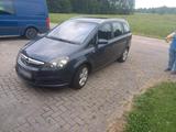 Opel zafira  tüf neu - Opel Zafira aus 2025