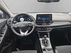 HYUNDAI i30 Advance Deluxe Navi LED ACC Klimaautom Musik