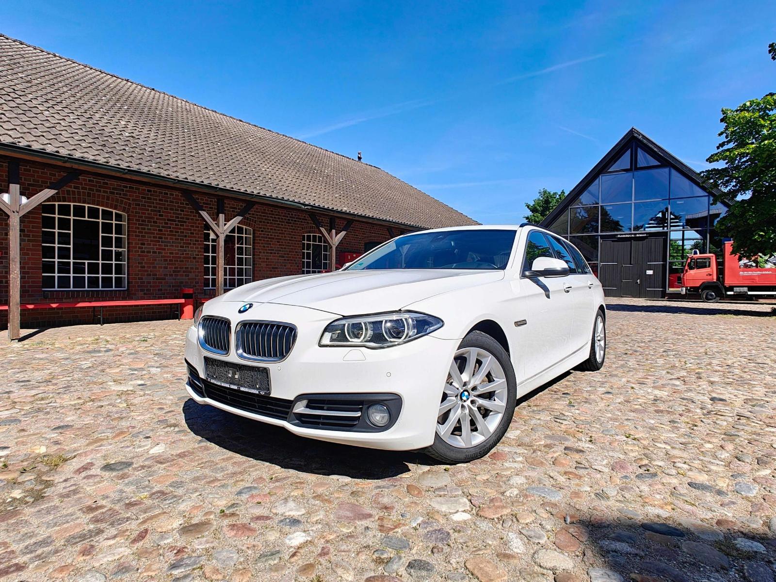 BMW 530 d xDrive / Panoramadach