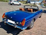 MG mit Overdrive - aus 1974: Cabrio