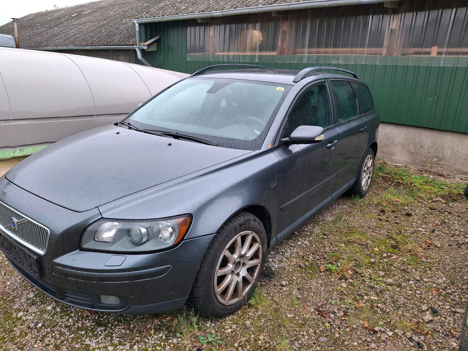 Volvo V50, 2005