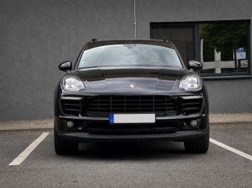 Porsche Macan - 2