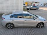 Hyundai IONIQ Hybrid STYLE Navi Blue-Link LED - Hyundai IONIQ Style mit Hybrid-Antrieb (Benzin/Elektro)