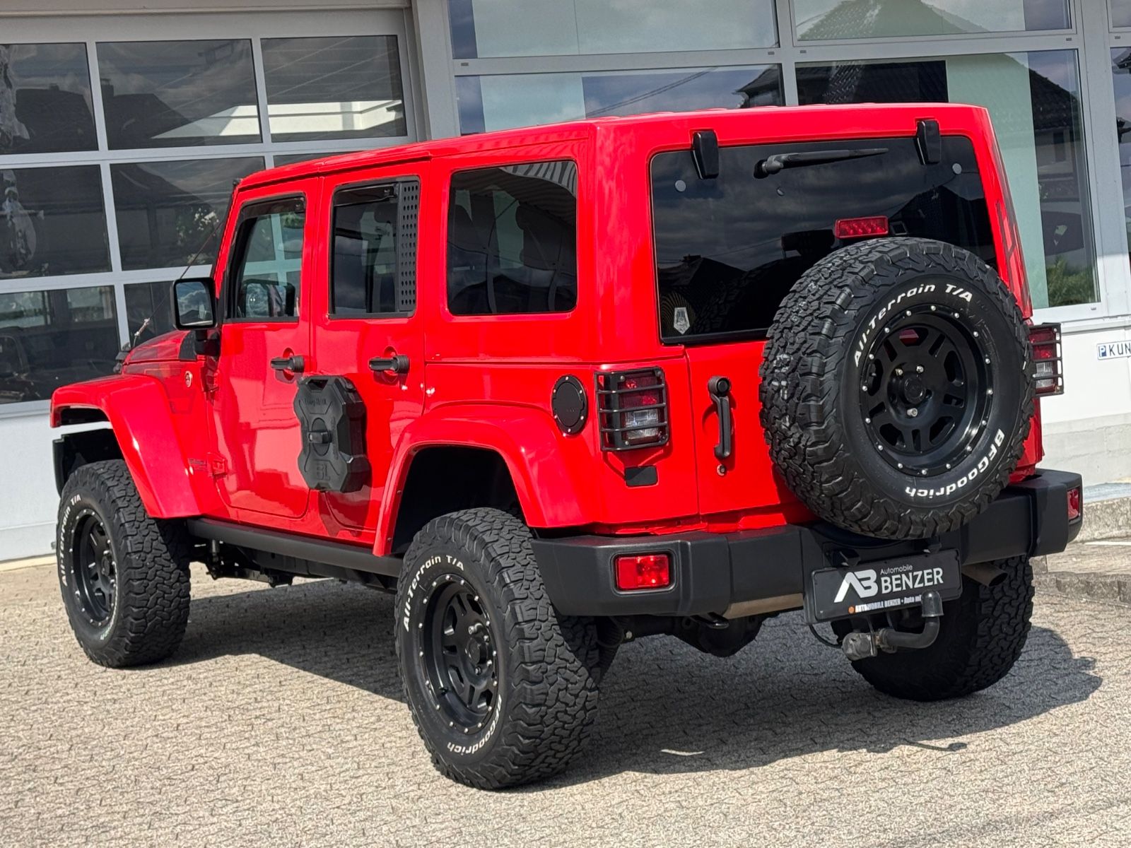 Fahrzeugabbildung Jeep Wrangler Unlimited Night Eagle/SOFT-Top/Daystar/