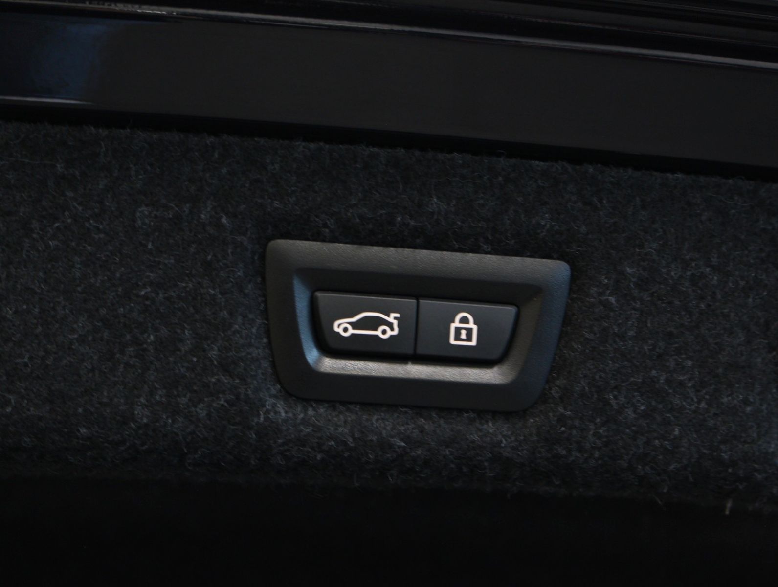 Fahrzeugabbildung BMW M550i xDrive Kamera*Standhzg.*LED*H&K*Keyless