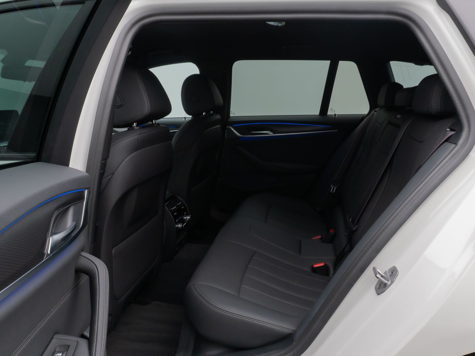 Fahrzeugabbildung BMW 530d M Sportpaket Pro Kamera DAB HiFi Alarm AHK