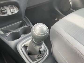 Toyota Yaris - 11